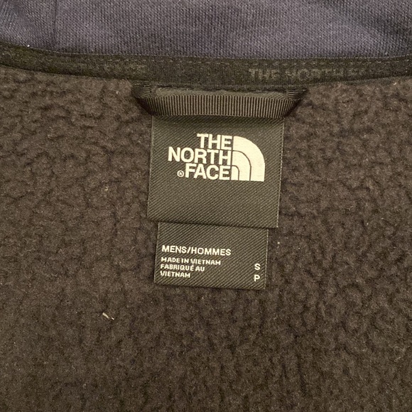 North Face jacket, size small. Navy blue with black. Excellent condition - Picture 2 of 7